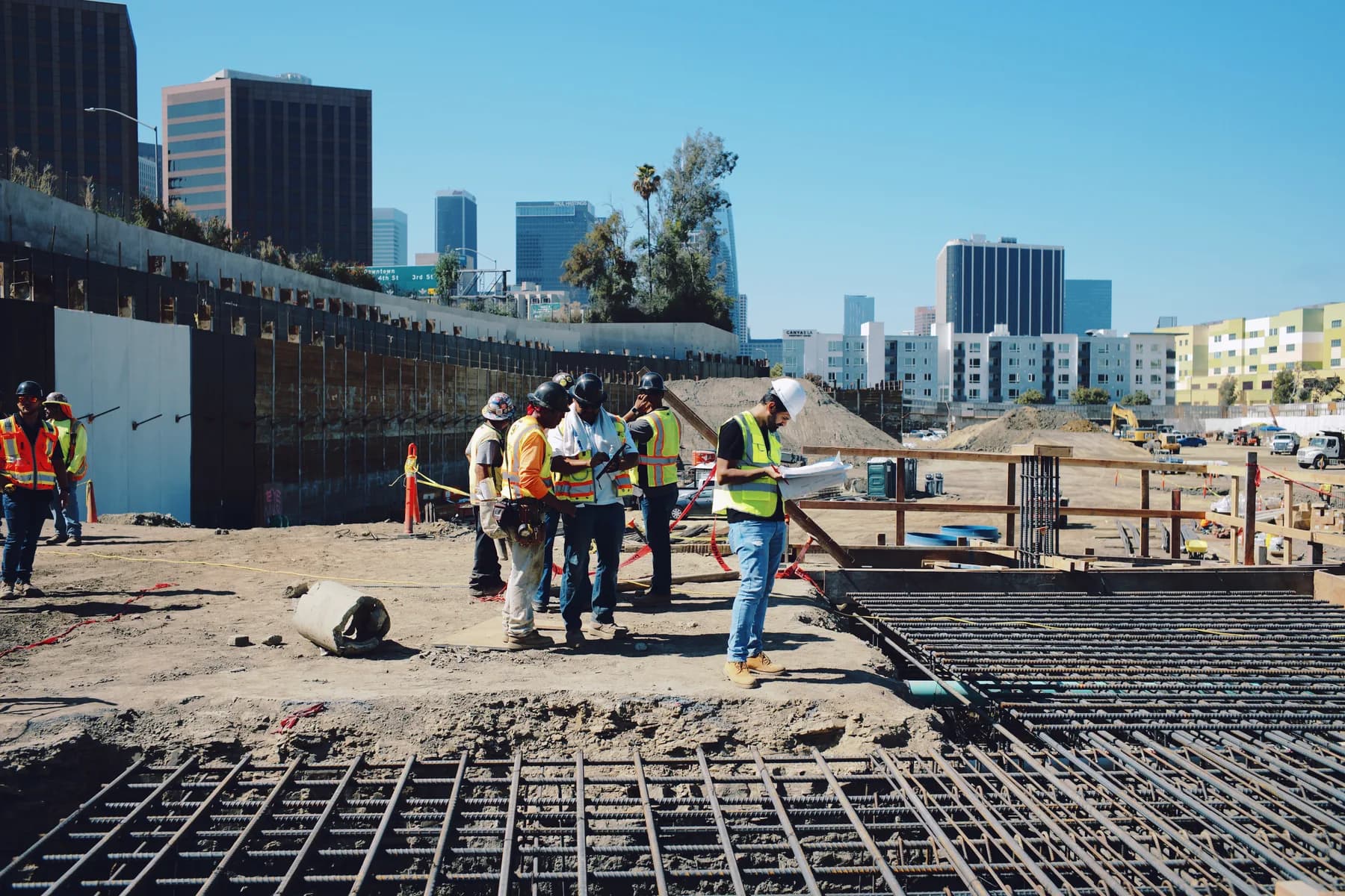 Reinforcing steel and structural construction work at a building site